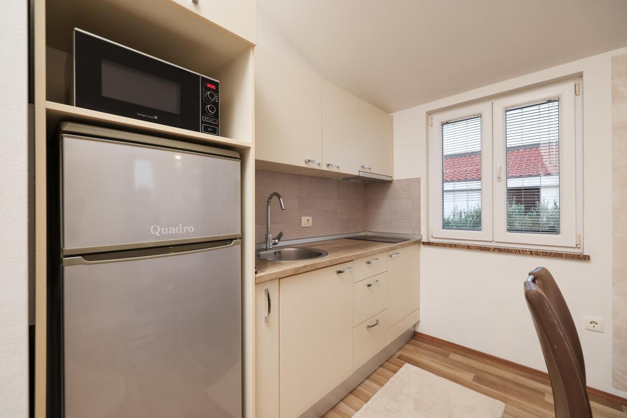 Apartments Anita Нин Экстерьер фото